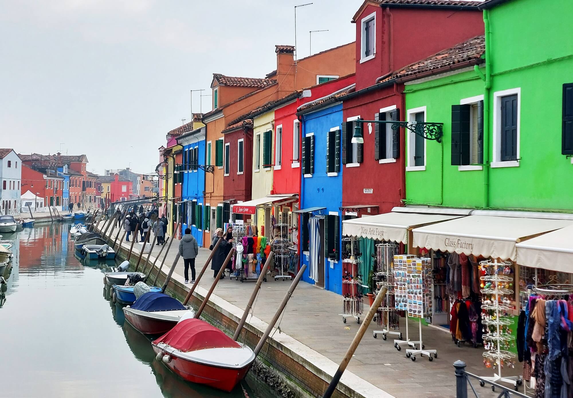 Burano- ostrovček farebných domčekov a čipiek